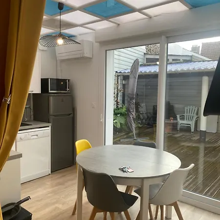 Mocy La Maison בית נופש *