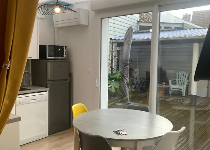 Mocy La Maison Hébergement de vacances *